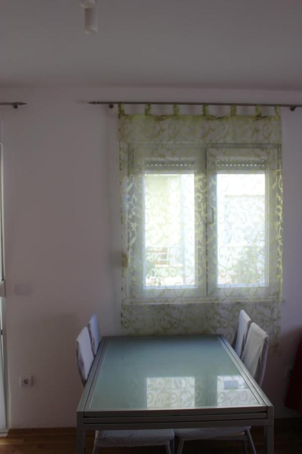 Toni Apartment Omis Exterior photo