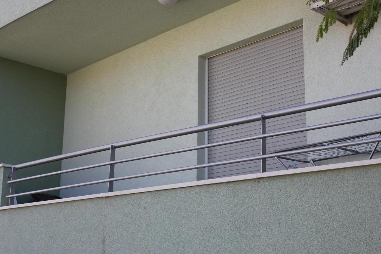 Toni Apartment Omis Exterior photo