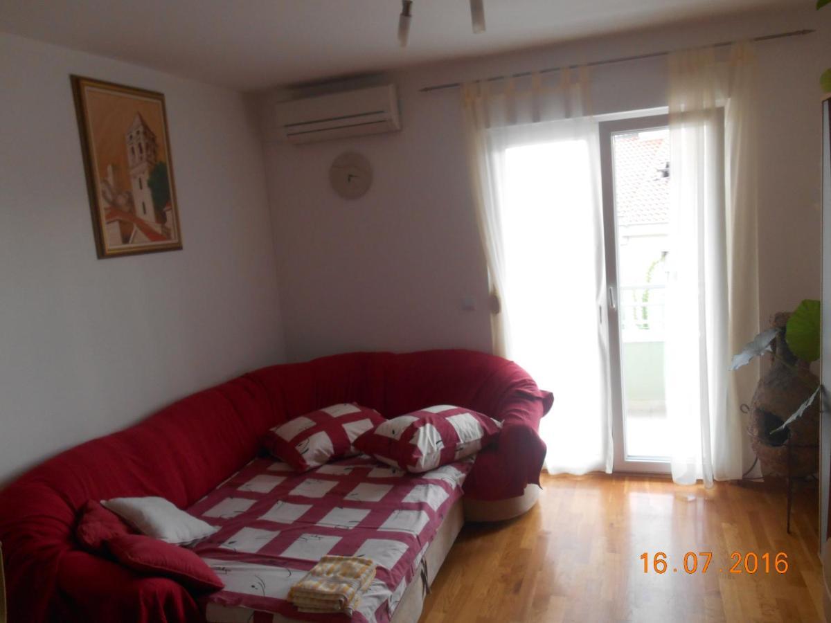Toni Apartment Omis Exterior photo